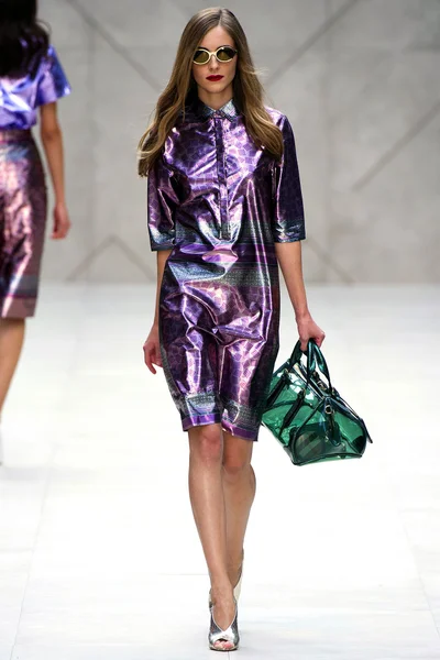 Look 13